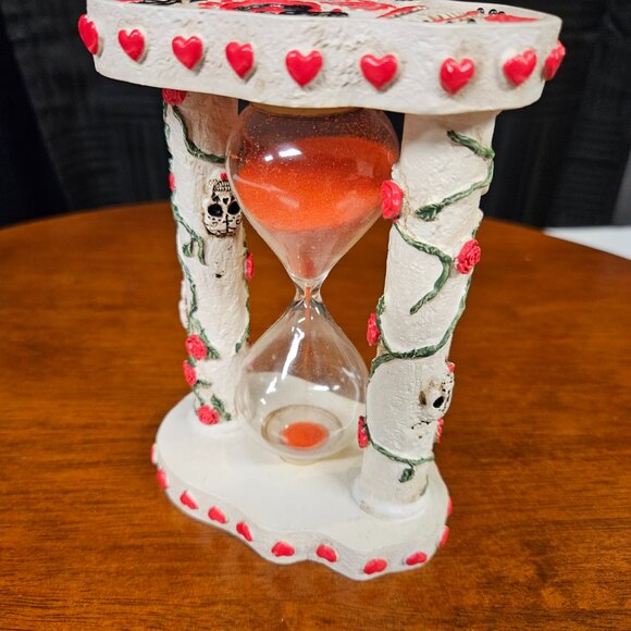 Day of the Dead Candy Skull and Rose Sand timer with Red Sand - Picture 4 of 6